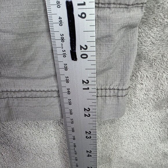 Mens WearFirst WF Gray Ripstop Cargo Shorts Free Band 11" Inseam Stretch Size 38 - Picture 10 of 11